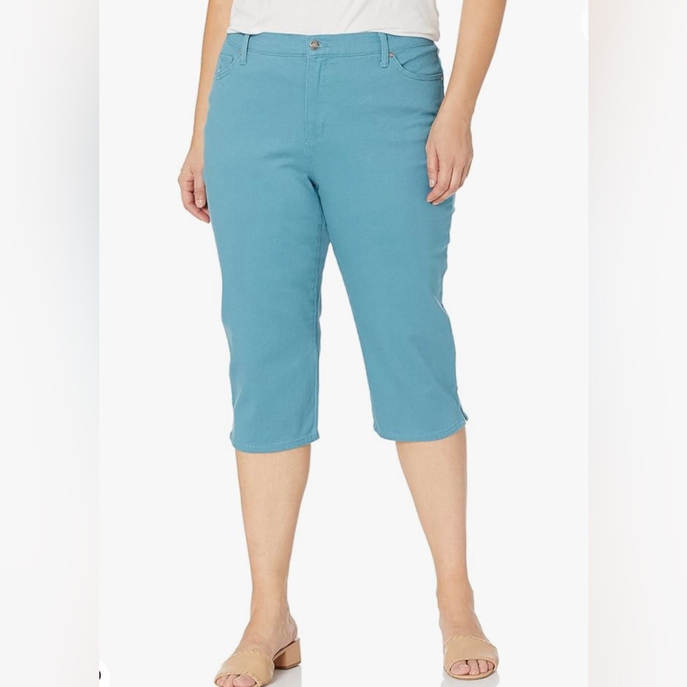 Gloria Vanderbilt All Around Slimming Effect Amanda Capri Jeans Petite Size 6P